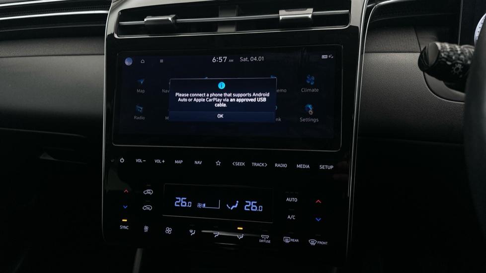 Apple Car Play & Android Auto