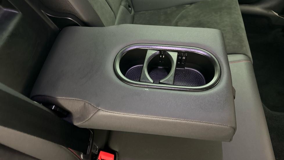 Rear Armrest/ Cup Holder