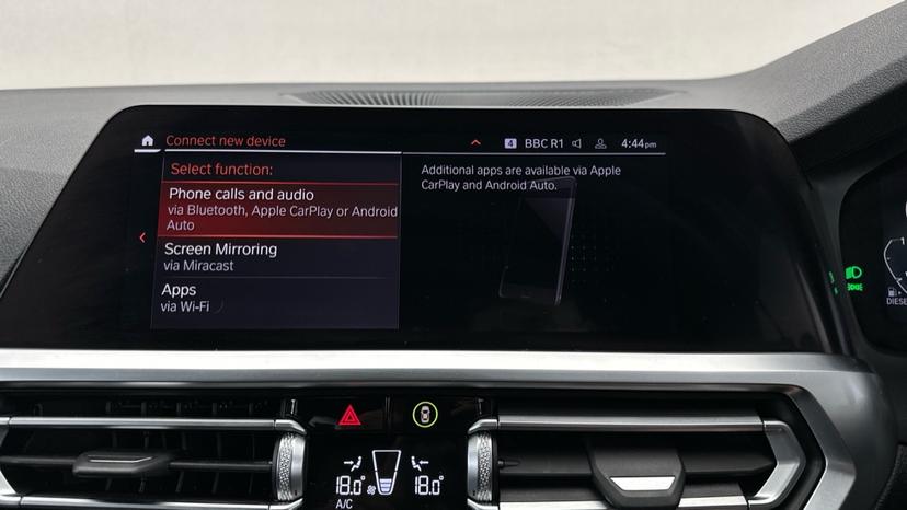 Apple Car Play & Android Auto