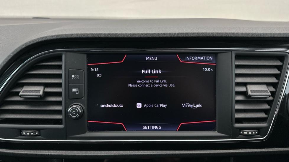 Apple Car Play & Android Auto