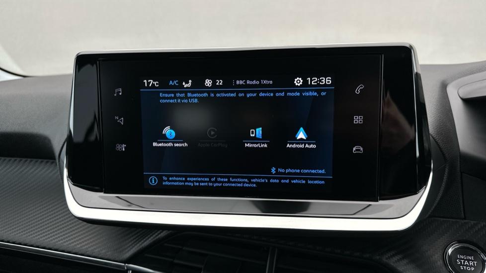 Bluetooth Connectivity  / Apple CarPlay / Android Auto 