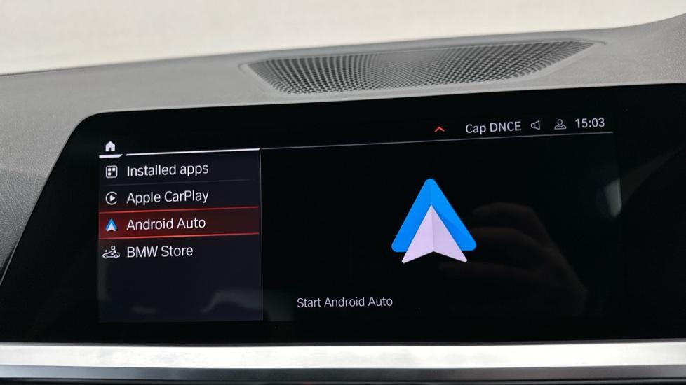 Apple Car Play & Android Auto