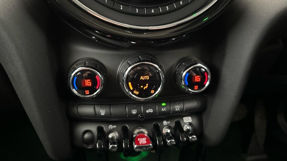 Air Conditioning /Dual Climate Control 