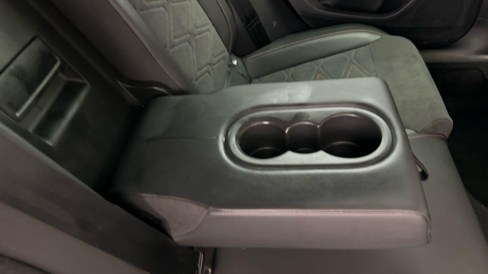 Rear Armrest/ Cup Holder