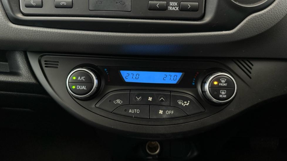 Air Conditioning /Dual Climate Control 