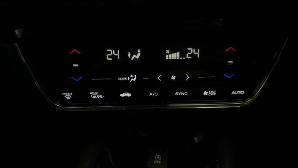 Air Conditioning /Dual Climate Control 