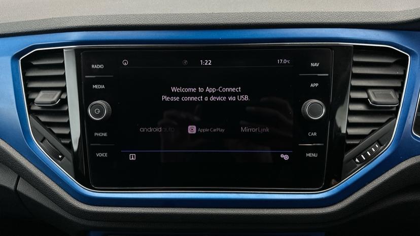 Apple Car Play & Android Auto