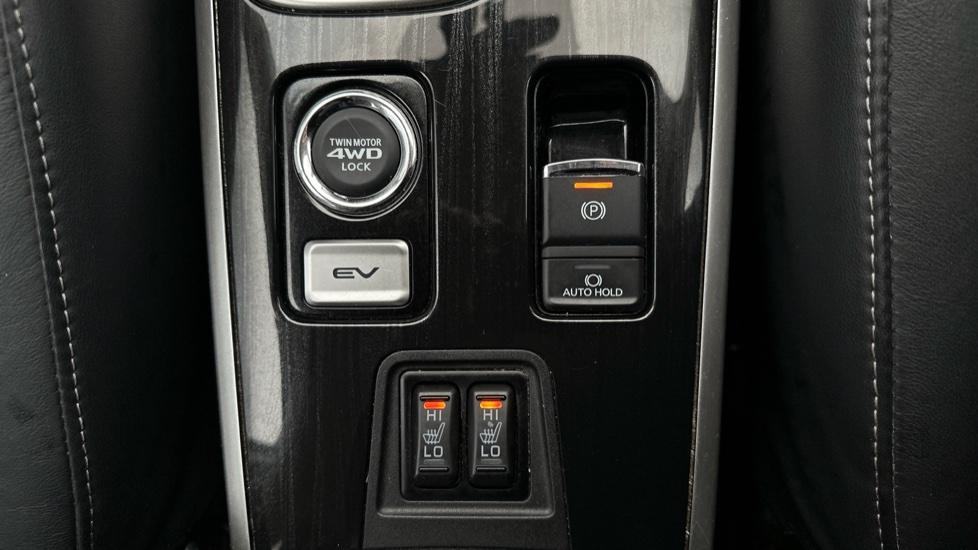 Electric Park Brake/Heated Seats 