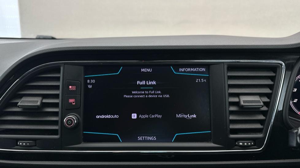 Apple Car Play & Android Auto