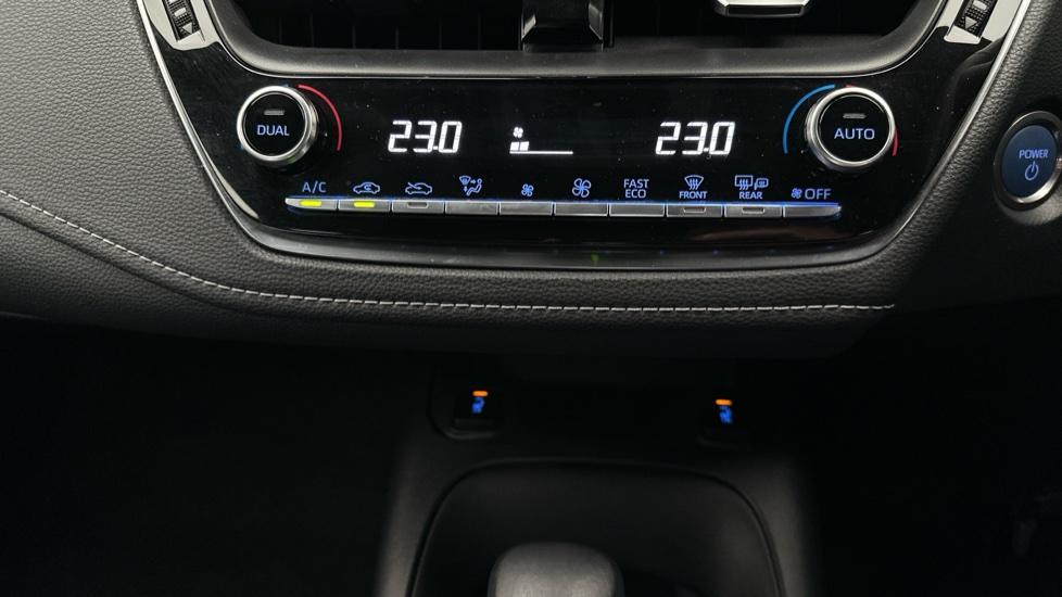 Air Conditioning /Dual Climate Control 