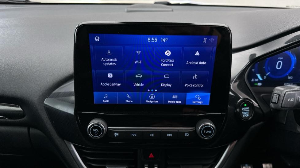 Apple Car Play & Android Auto