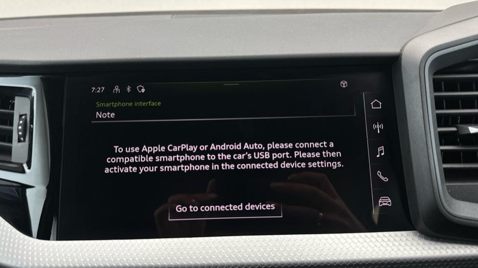 Apple Car Play & Android Auto