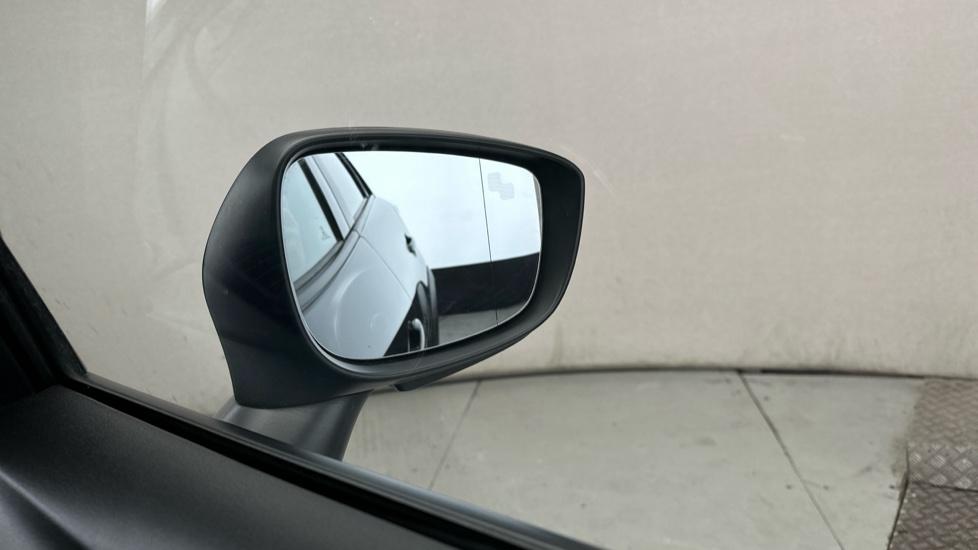 Blind Spot Monitoring System 