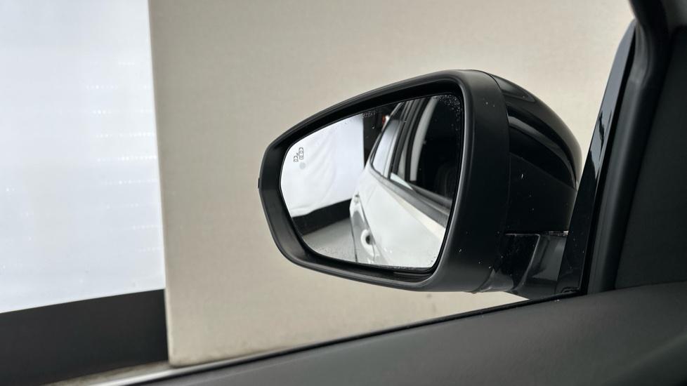 Blind Spot Monitoring System 