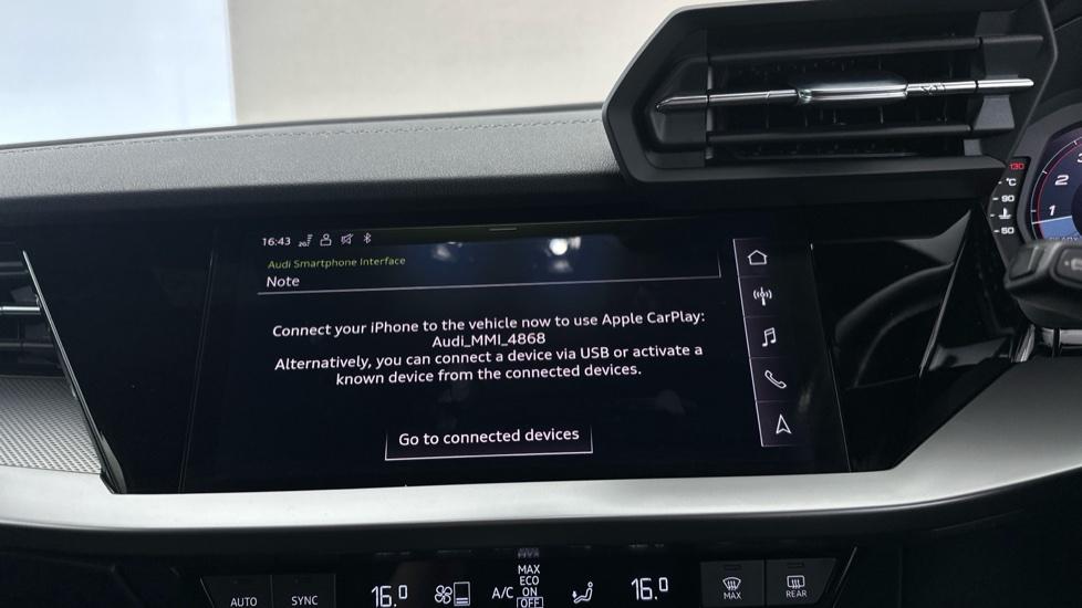 Apple Car Play & Android Auto