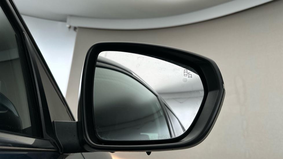 Blind Spot Monitoring System 