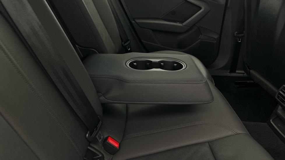 Rear Armrest/ Cup Holder