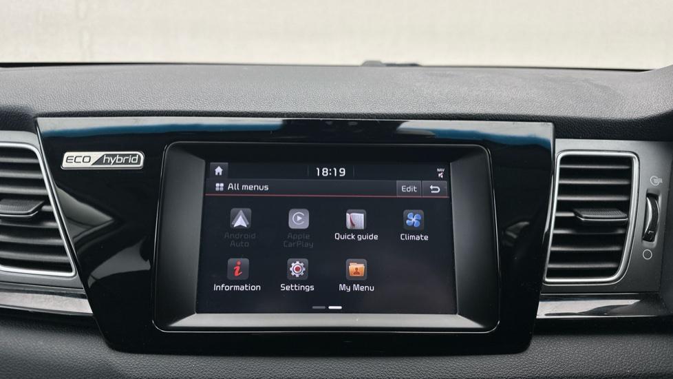 Apple Car Play & Android Auto