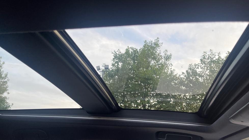 Panoramic Roof