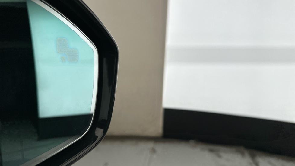 Blind Spot Monitoring System 