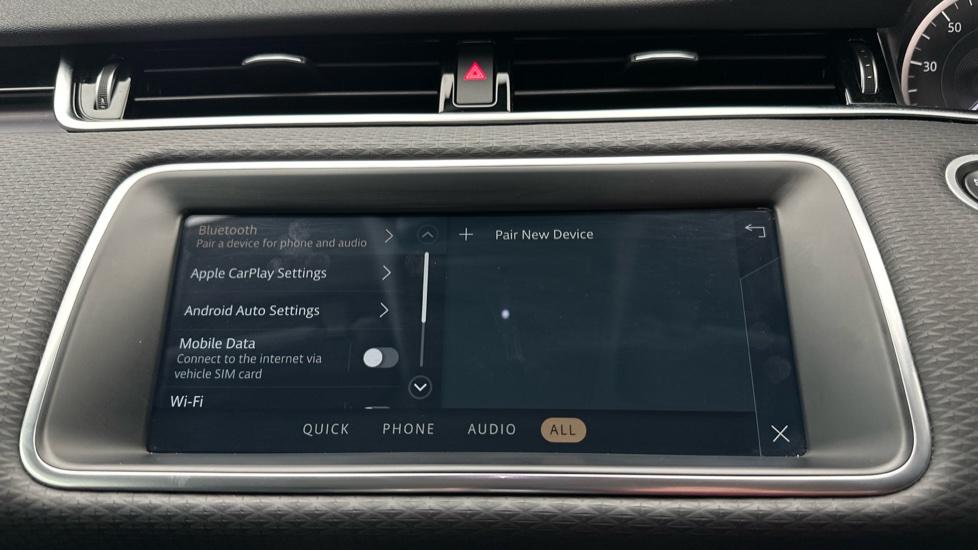 Apple Car Play & Android Auto