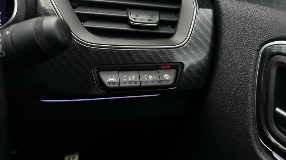 Lane Assist /Heated Steering Wheel 