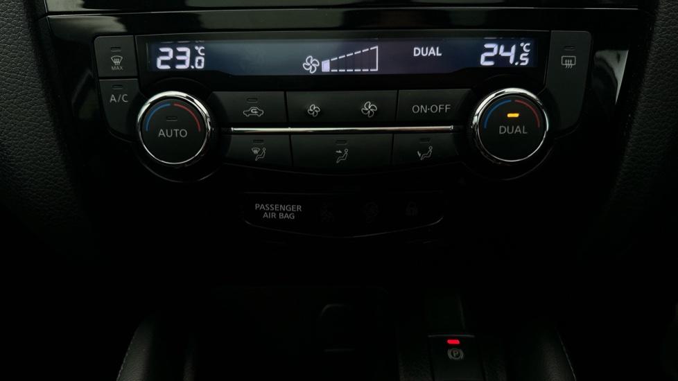 Air Conditioning /Dual Climate Control 