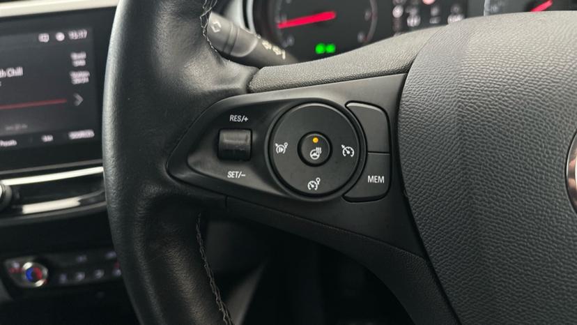 Cruise Control / Speed Limiter  / Heated Steering Wheel 