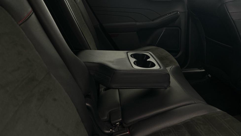 Rear Armrest/ Cup Holder