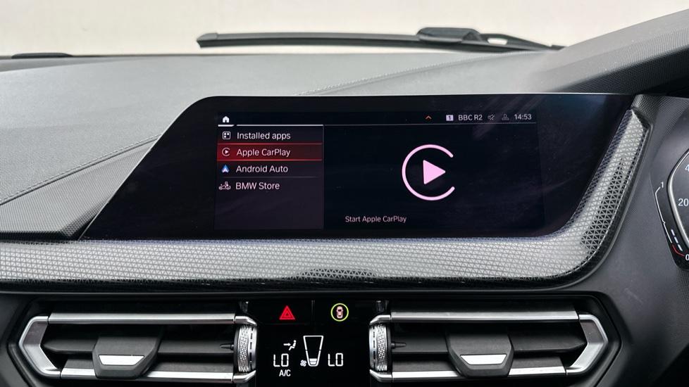 Apple Car Play & Android Auto