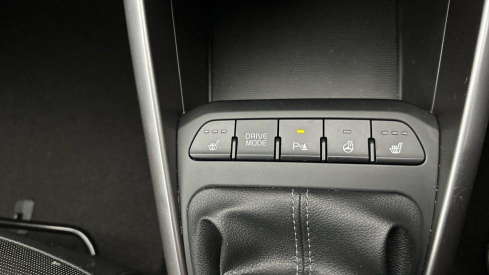 Heated Seats / Heated Steering Wheel 