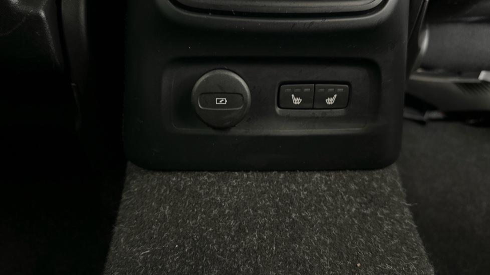 Rear Heated Seats 