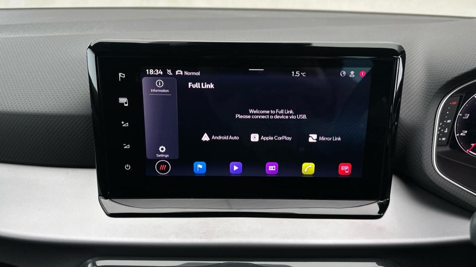 Apple Car Play & Android Auto