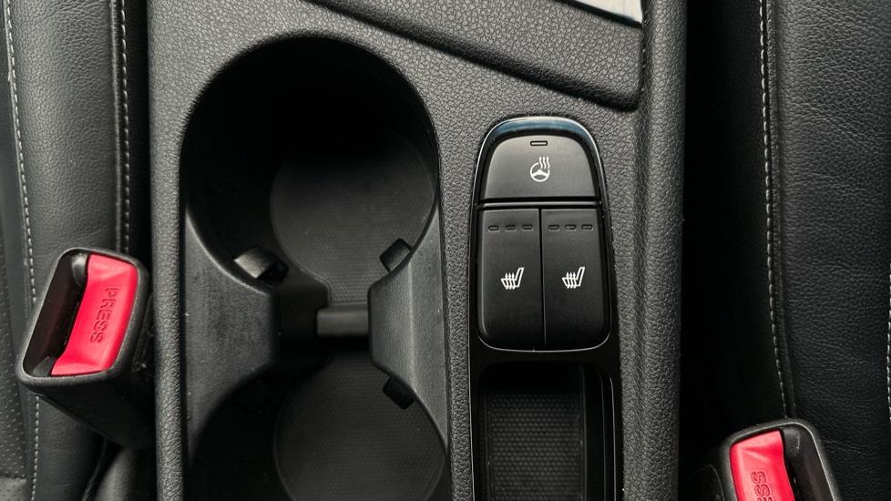 Heated Seats / Heated Steering Wheel 