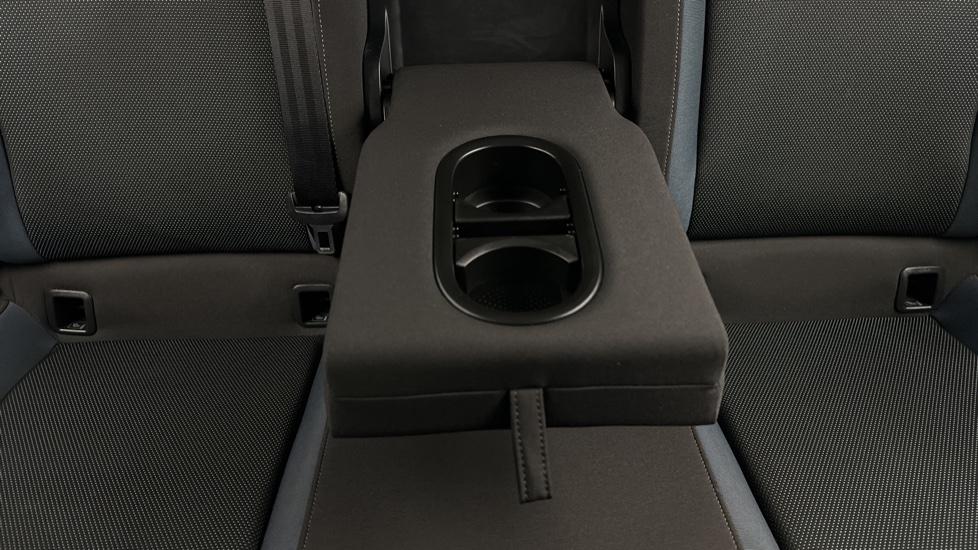 Rear Armrest/ Cup Holder