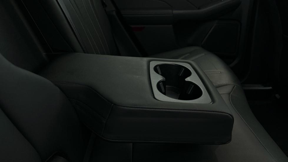 Rear Armrest/ Cup Holder