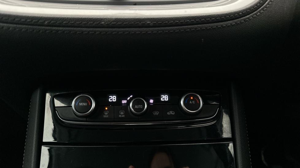 Air Conditioning / Dual Climate Control 