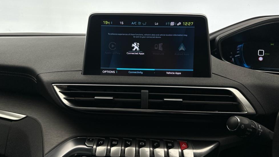 Apple Car Play & Android Auto