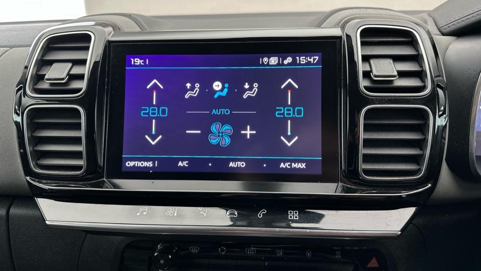 Air Conditioning /Dual Climate Control 