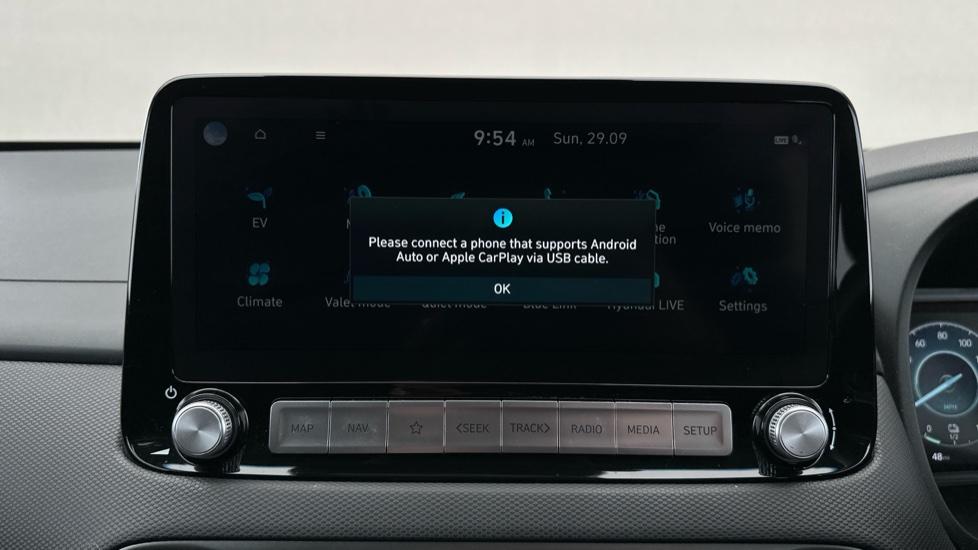 Apple Car Play & Android Auto