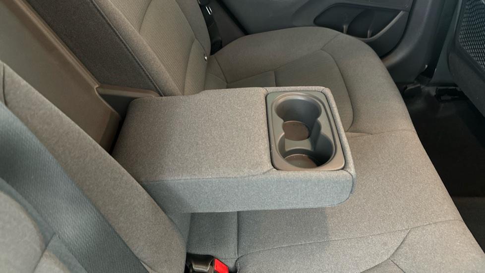 Rear Armrest/ Cup Holder