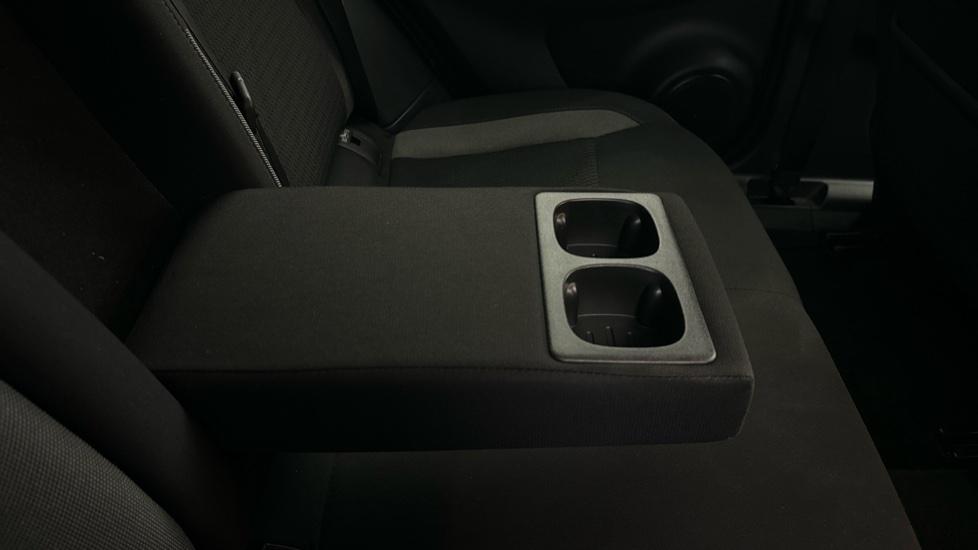 Rear Armrest/ Cup Holder