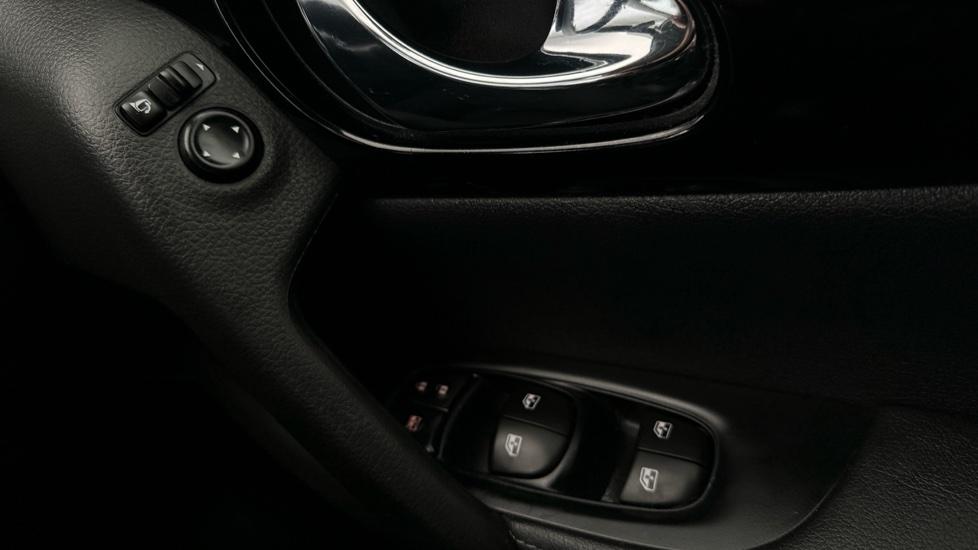 Electric Windows / Wing Mirrors 