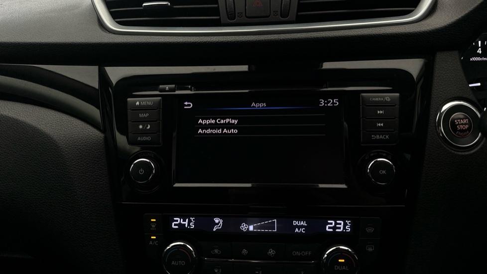 Apple Car Play & Android Auto