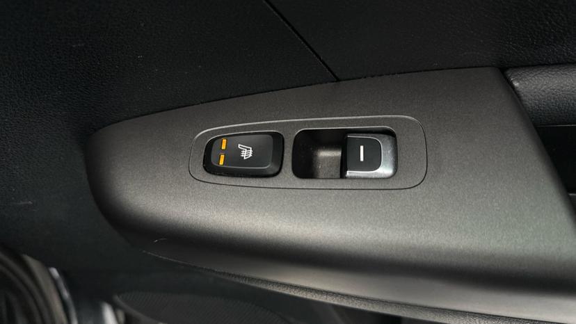 Rear Heated Seats 