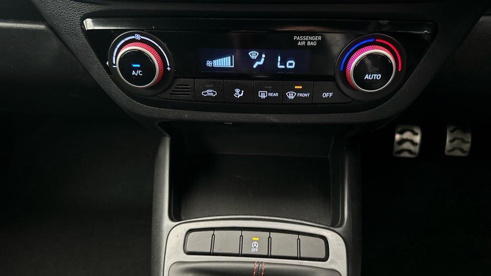 Air Conditioning /Dual Climate Control /Auto Stop/Start 