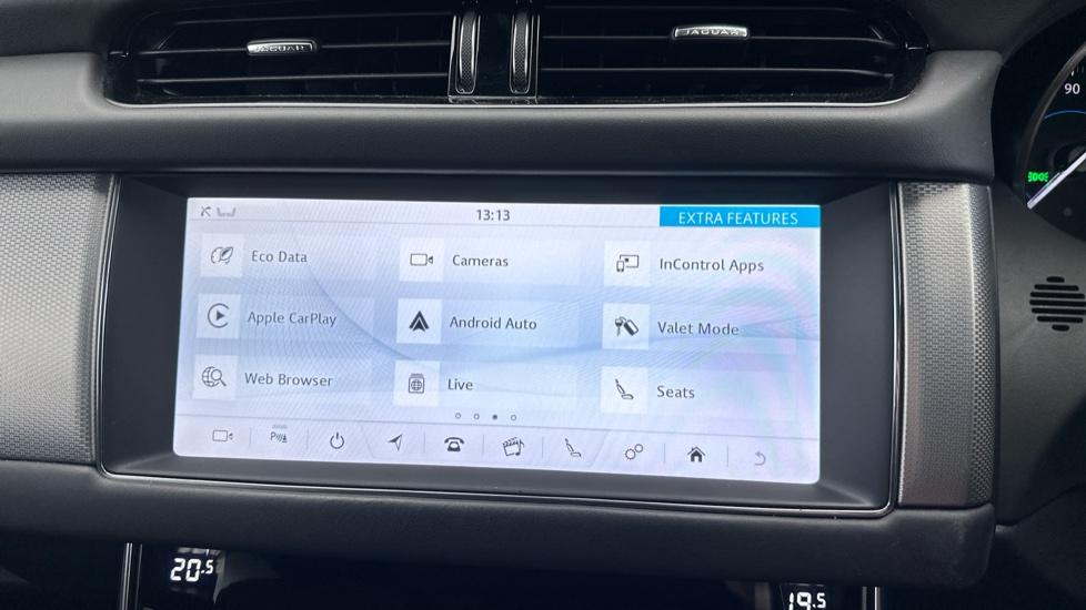 Apple CarPlay / Android Auto 