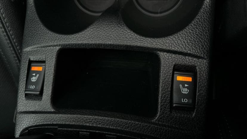 Heated Seats 