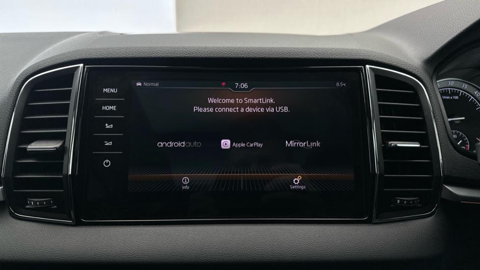 Apple Car Play & Android Auto