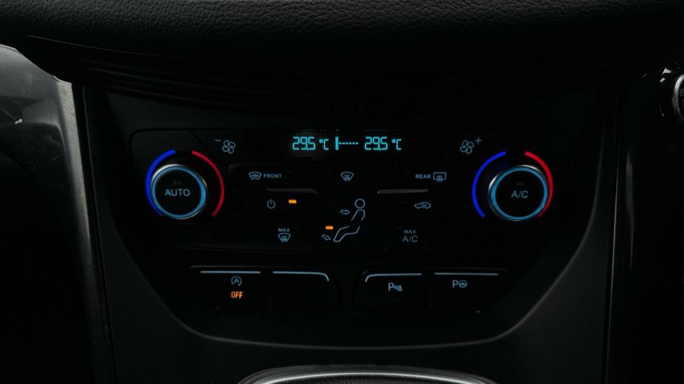 Air Conditioning /Dual Climate Control /Auto Stop/Start/Auto Park 